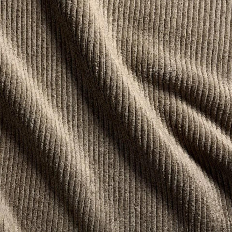 Indulge in the Aion Atropos, where the extraordinary softness of Cashmere meets the enduring durability and resilience of New Zealand Wool. The longer length of New Zealand wool fibers contributes to the strength of this artfully finished product. Amethyst Home provides interior design, new home construction design consulting, vintage area rugs, and lighting in the Kansas City metro area.
