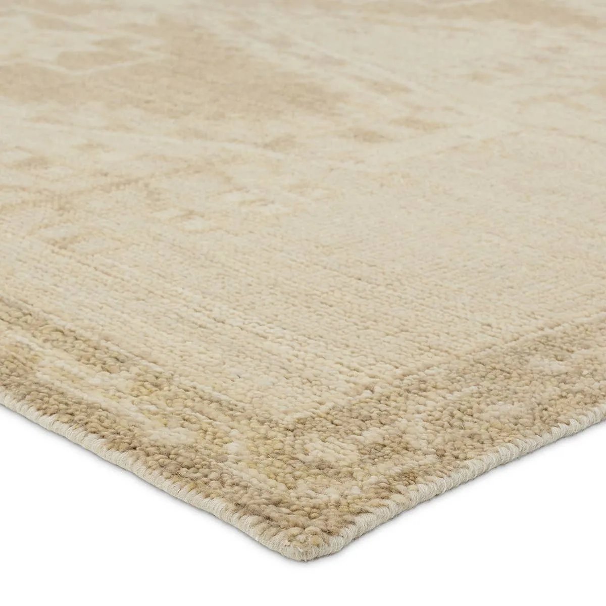 The hand-knotted Jinsen Ameen features a fresh incarnation of the vintage Turkish textile look. Classic in pattern and modern in color, the Ameen rug boasts a dusty desert and gray color palette and distinct dye-lot details. Amethyst Home provides interior design, new home construction design consulting, vintage area rugs, and lighting in the Winter Garden metro area.