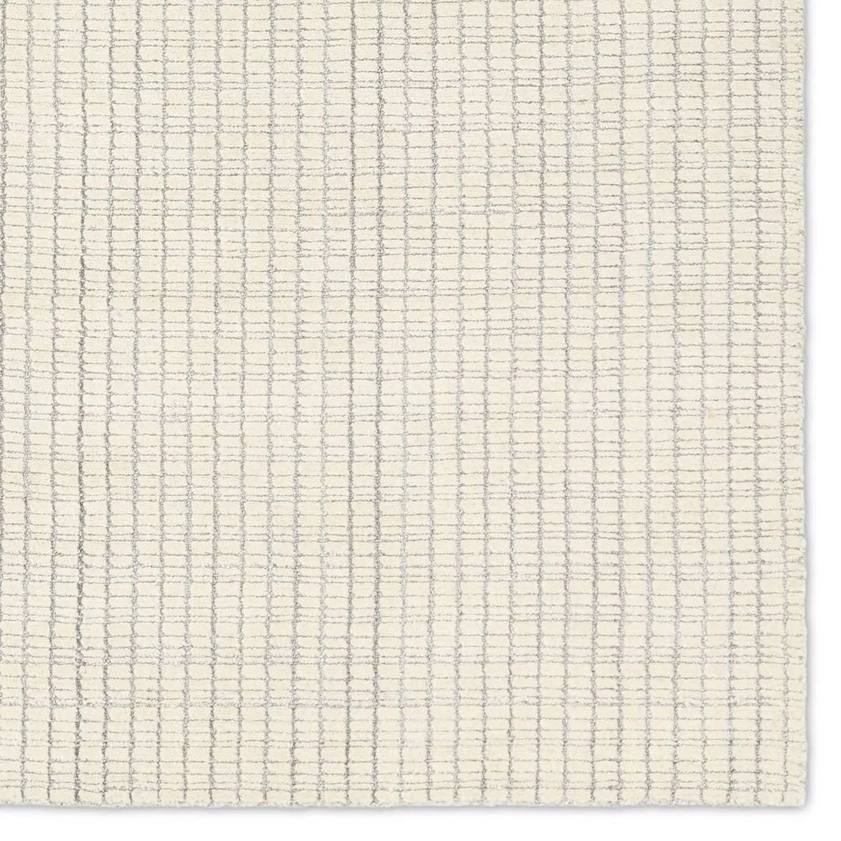 Handwoven in India, the Park City Sundance by Barclay Butera evokes a masculine modernity through neutral-toned grids. The modern Sundance rug showcases a grid in on-trend hues of cream and gray. The cut and looped pile adds texture while maintaining a soft hand. Amethyst Home provides interior design, new home construction design consulting, vintage area rugs, and lighting in the Boston metro area.