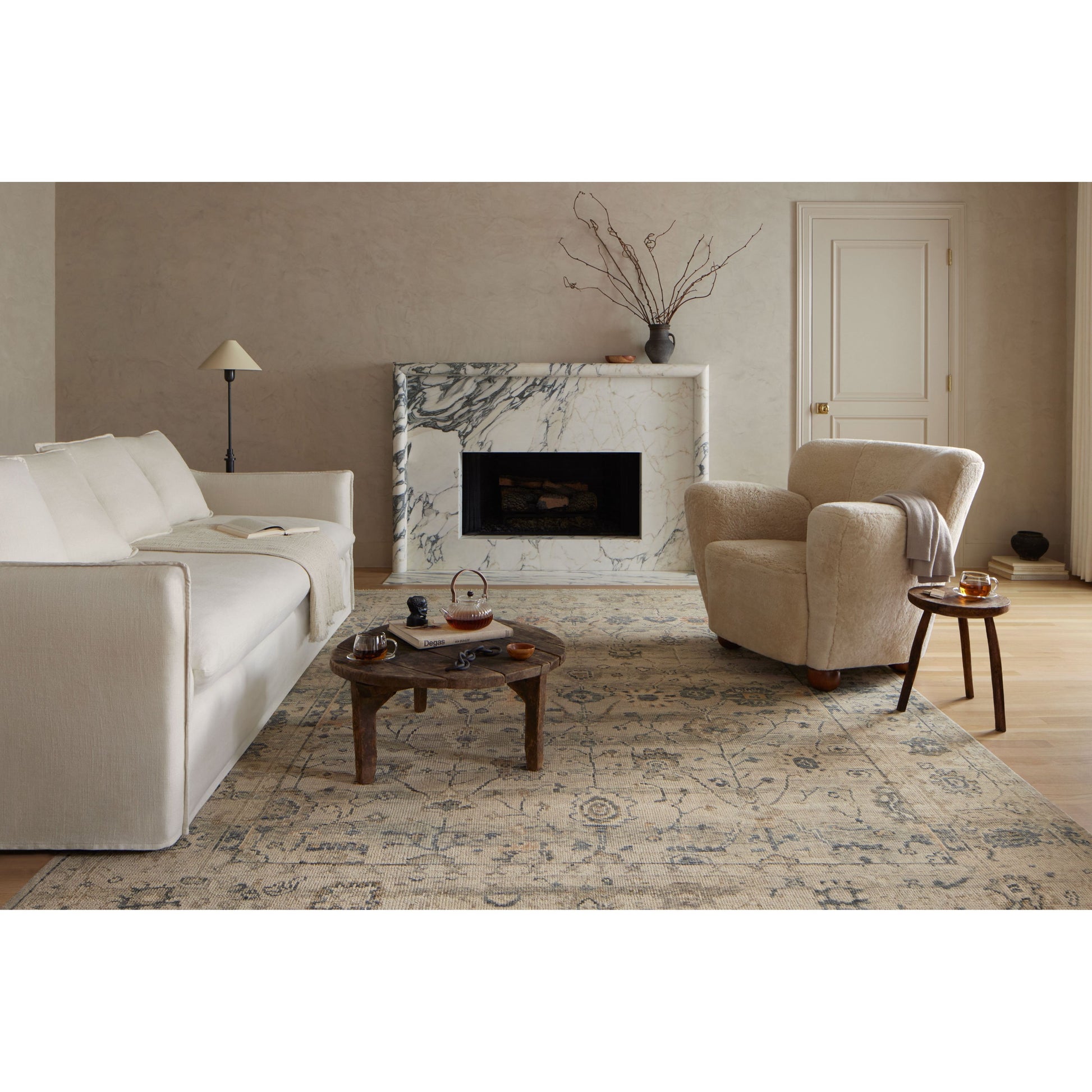 The hand-knotted Dominic Collection features loose, freeform motifs that give the rug a sense of depth and romance. Dominic’s shade-shifting palette is based on the horizontal lines of varying tones you’d encounter in antique Persian rugs. This GoodWeave certified collection is made of wool and cotton in India, ensuring our commitment to ethical production and the support of weavers’ communities.Amethyst Home provides interior design, new construction, custom furniture, and rugs for Dallas metro area