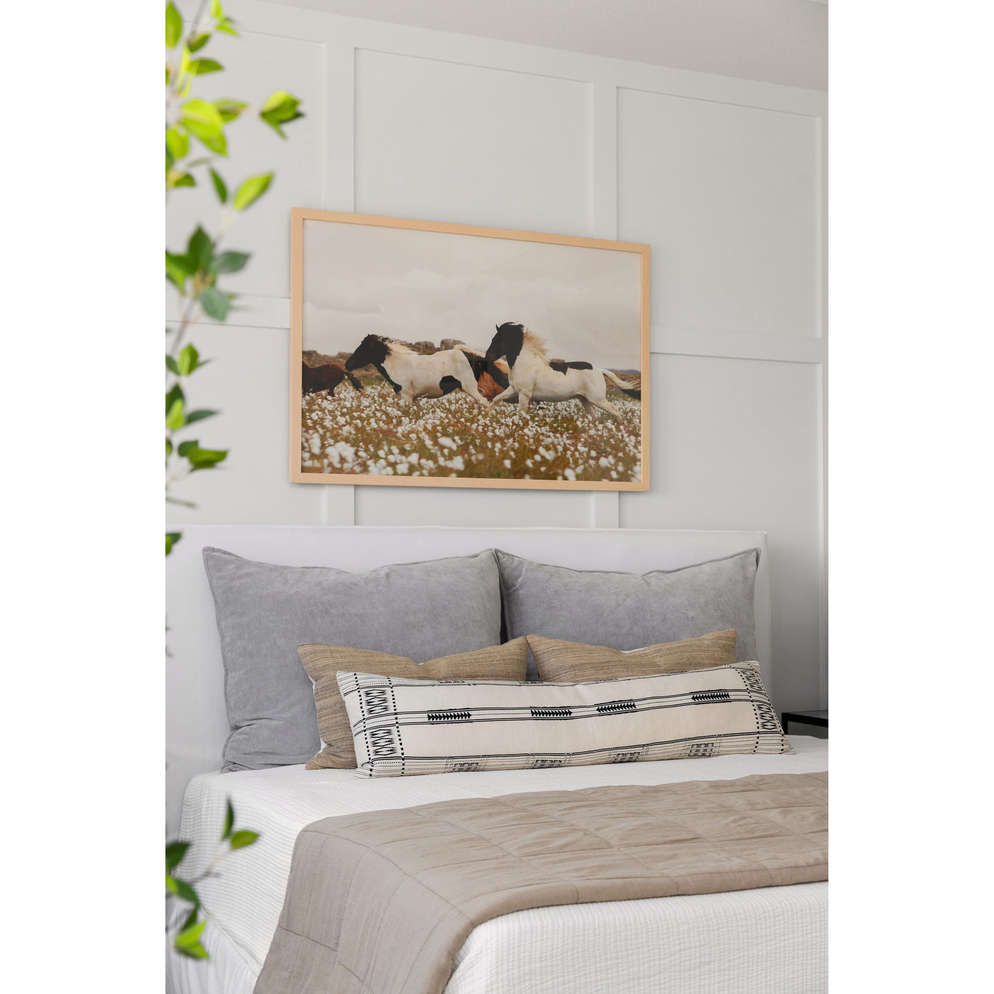 The Wildflower Stallions Art is a modern interpretation of a classic statement piece. The Sherwin Williams Library Pewter and Pure White finishes add a modern touch to the classic design, while the California farmhouse, cottage design ideas, and modern coastal home design make it perfect for any space. And, it's available for Nashville home design, Utah home design, and California home design.