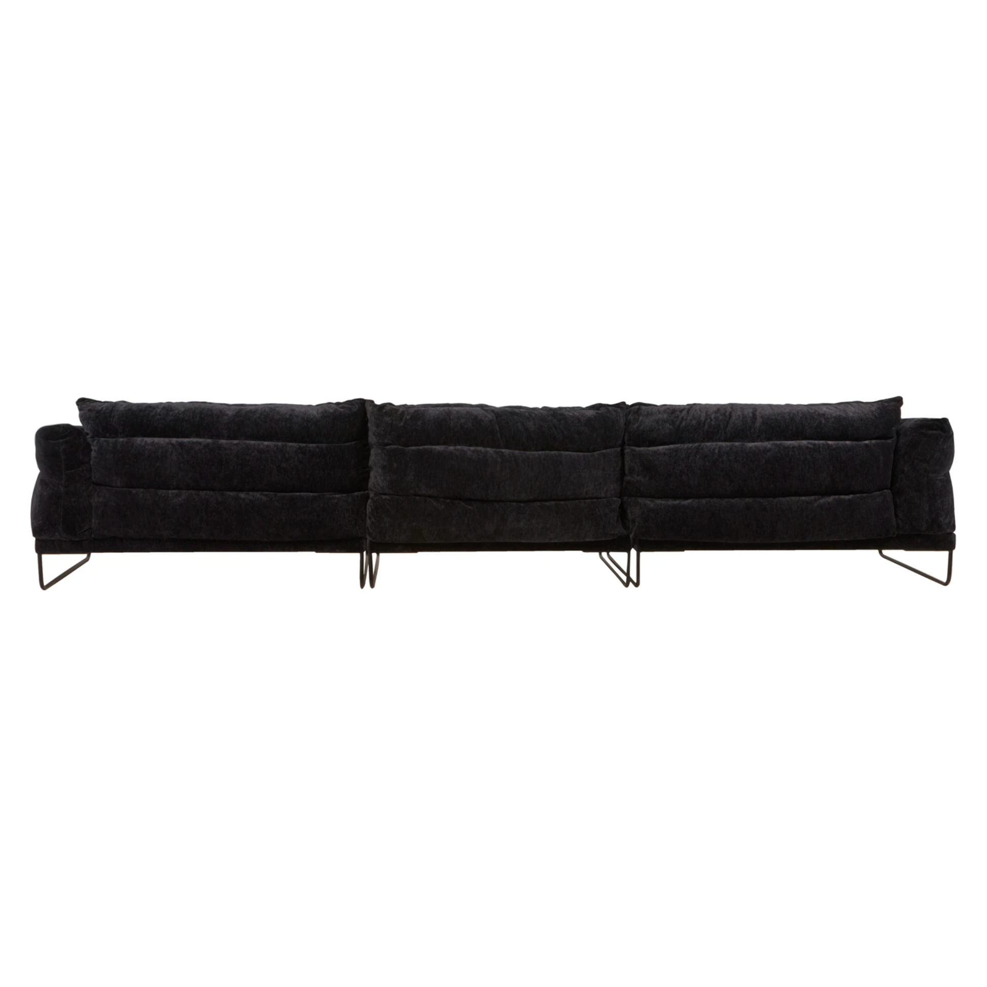 This Hansen Sectional Piece by Cisco Home is a modern classic with a stunning large scale three piece seating. If you want to impress the guests, there is no better way to do so than with the Hansen 3-piece Sofa. Amethyst Home provides interior design, new home construction design consulting, vintage area rugs, and lighting in the Los Angeles metro area.