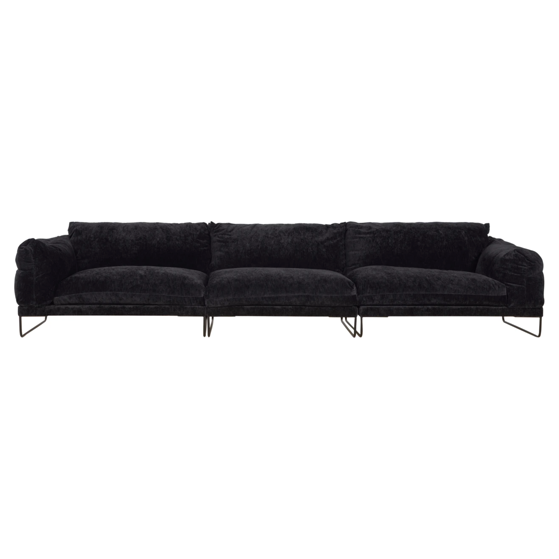 This Hansen Sectional Piece by Cisco Home is a modern classic with a stunning large scale three piece seating. If you want to impress the guests, there is no better way to do so than with the Hansen 3-piece Sofa. Amethyst Home provides interior design, new home construction design consulting, vintage area rugs, and lighting in the Salt Lake City metro area.