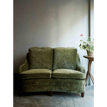 Featuring JD Hedge 52" Loveseat by Cisco Brothers at Amethyst Home. With a petite structure and curved arms, this JD Hedge 52" Loveseat by Cisco Home will be your new favorite place to snuggle with a good book and a warm drink. We'd love to see this featured in your living room, study, or other space!
Overall: 52"W x 30"H x 40"DSitting Space: 43.5"W x .  Amethyst Home provides interior design, new home construction design consulting, vintage area rugs, and lighting in the Winter Garden metro area.