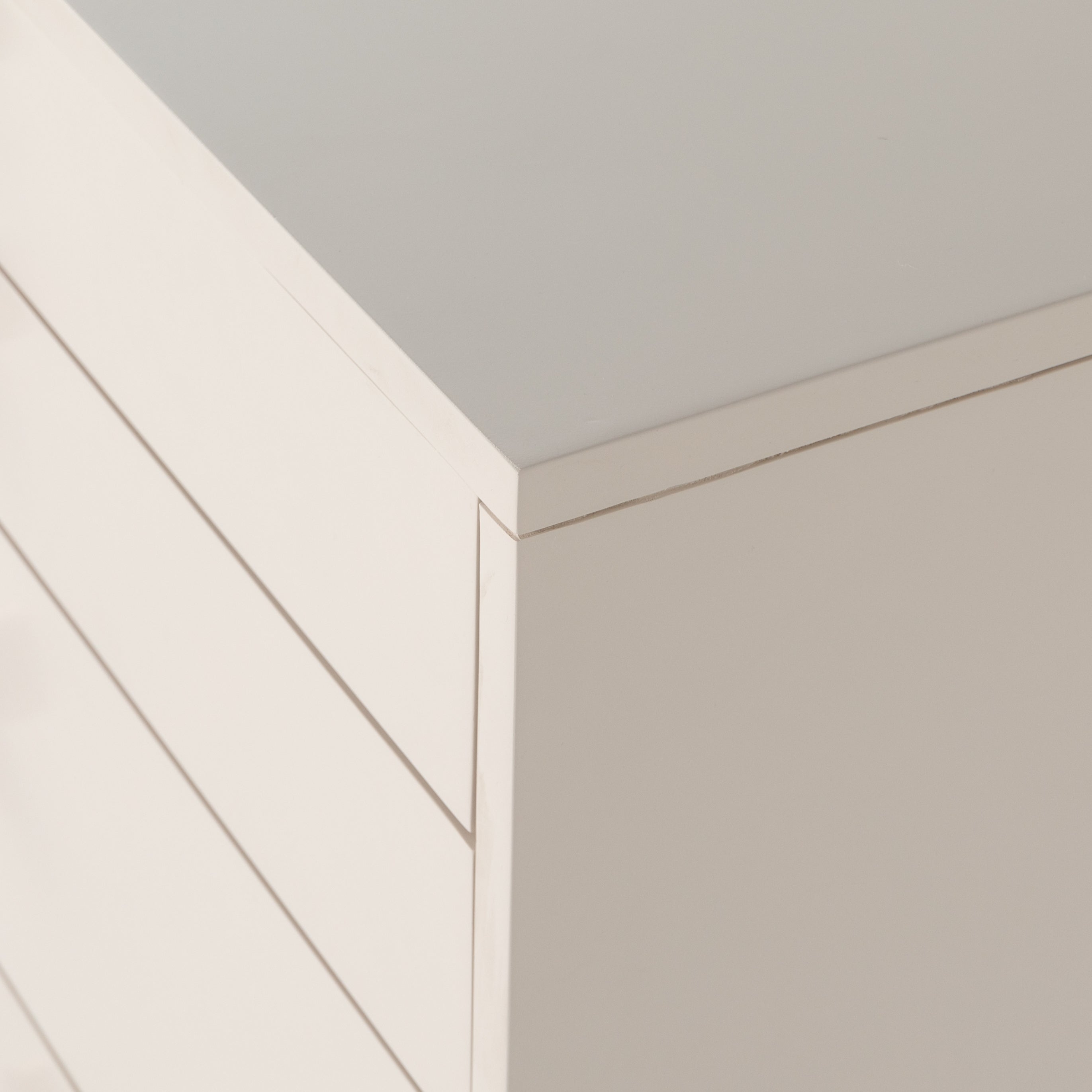 Featuring Van 7 Drawer Dresser - Matte Alabaster by Four Hands at Amethyst Home. This Van 7 Drawer Dresser - Matte Alabaster is finished in a dreamy off-white and aged-brass finished hardware to finish the look. This features five spacious drawers and two smaller velvet-lined drawers perfect for storing your favorite jewelry. 
Overall Dimensions: 58"W x 19"L x.  Amethyst Home provides interior design, new home construction design consulting, vintage area rugs, and lighting in the Miami metro area.