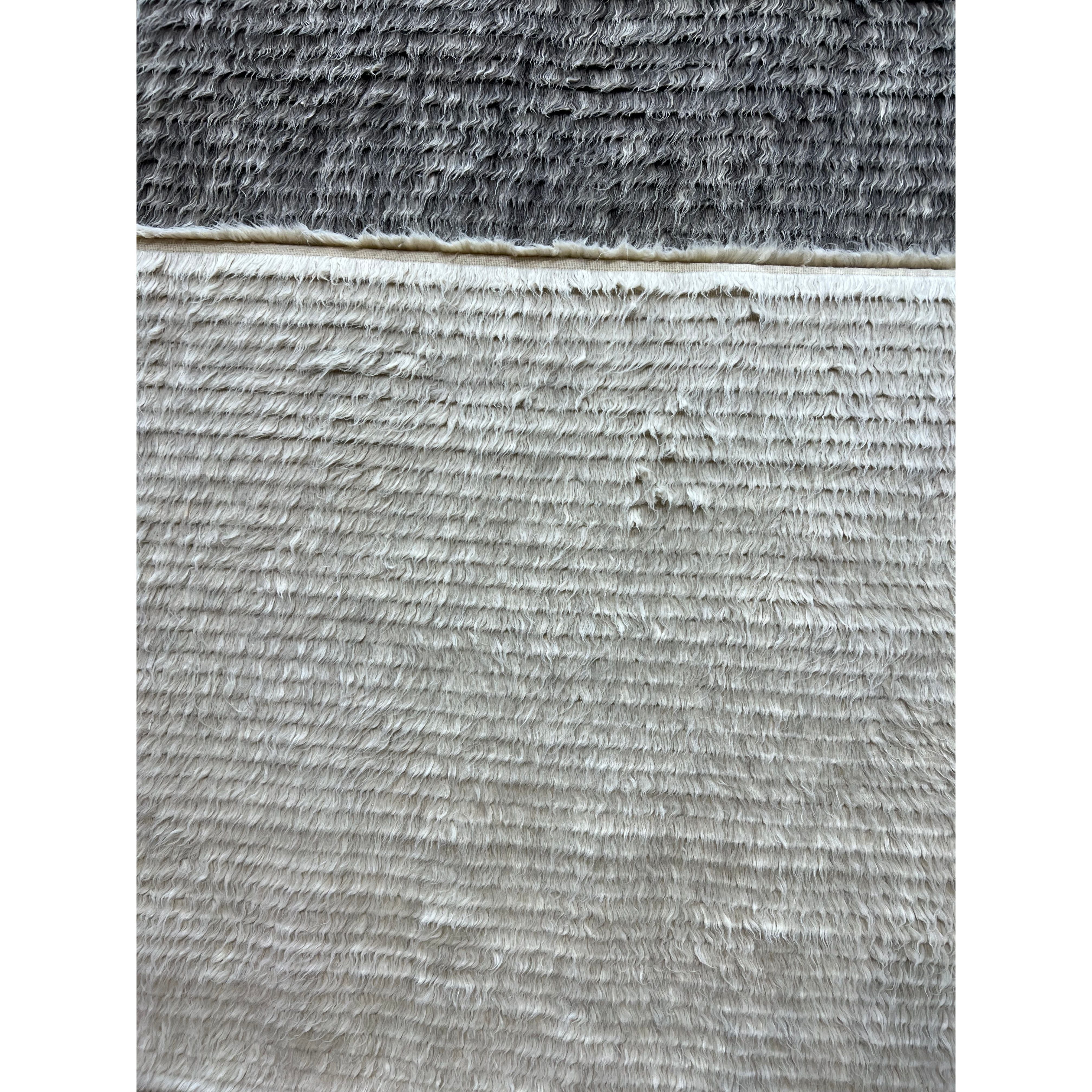 Amber Lewis x Loloi Woodland Silver Rug